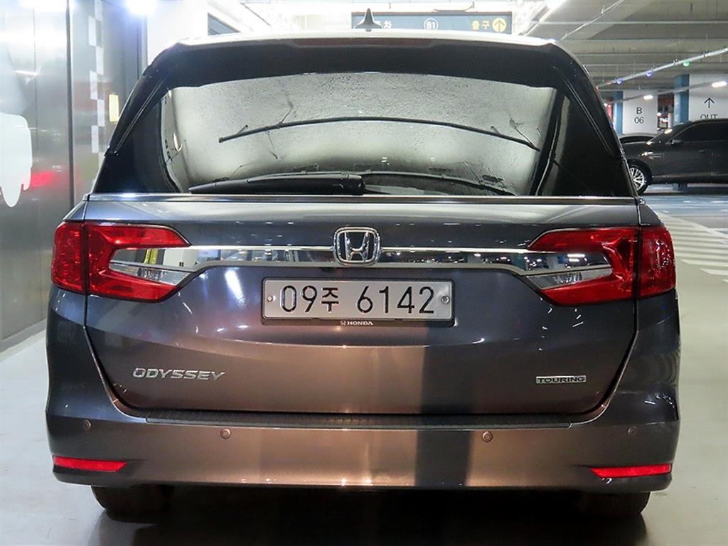 Honda Odyssey - Vista 5