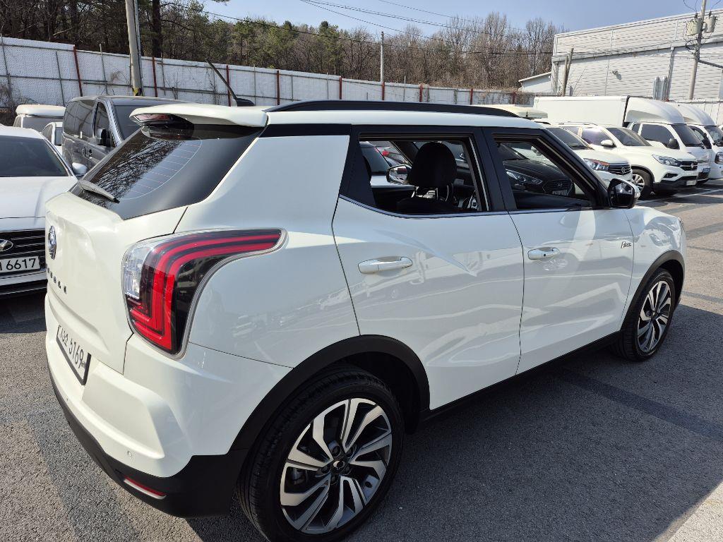 Ssangyong Tivoli - Vista 6