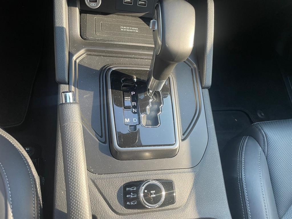 Ssangyong Rexton - Vista 12