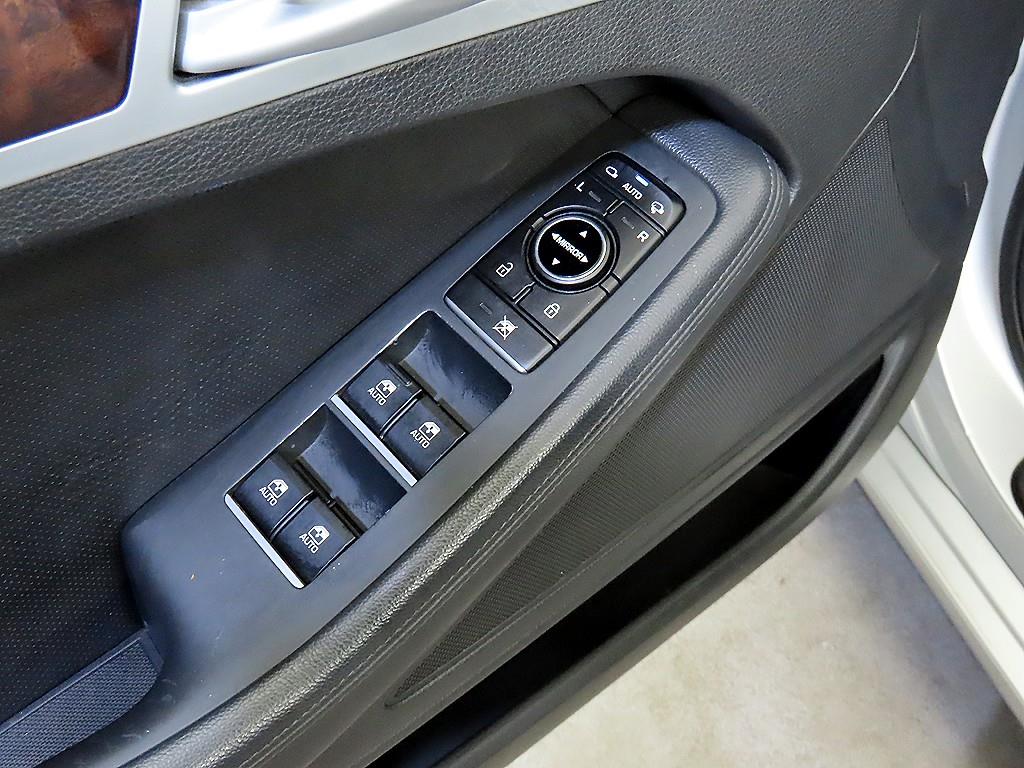 HYUNDAI Genesis 2015 Plateado - Importación desde Corea - HF Imports Iquique - Foto 13