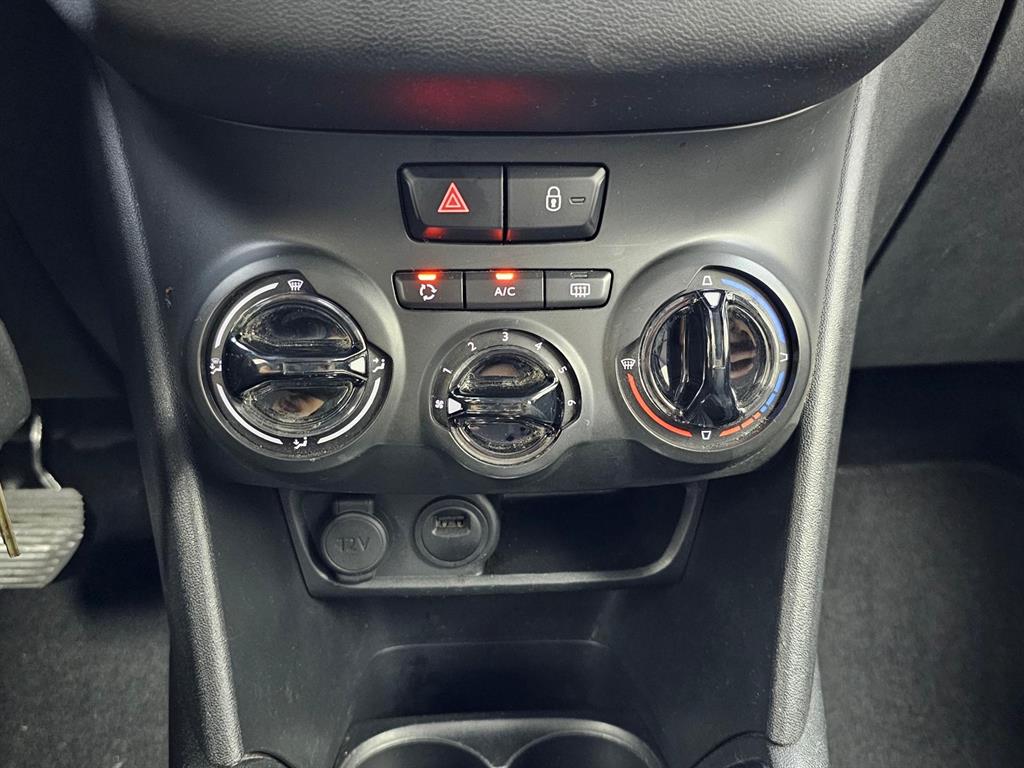 Peugeot 208 2016 Blanco - Importación desde Corea - HF Imports Iquique - Foto 17