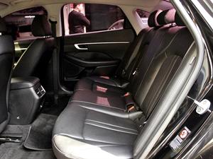 HYUNDAI Sonata - Vista 11