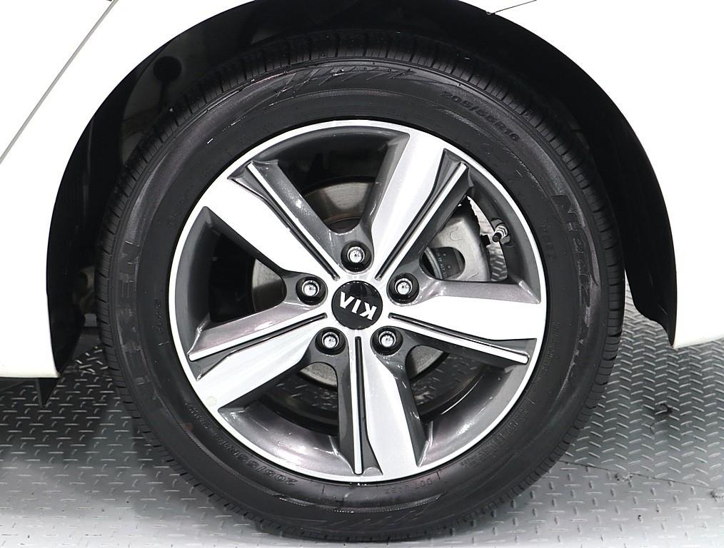 KIA K3 2018 Blanco - Importación desde Corea - HF Imports Iquique - Foto 18