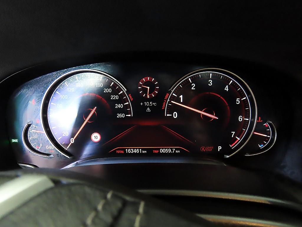 BMW 7 Series - Vista 9