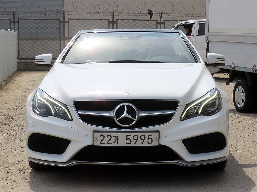 Mercedes Benz E class - Vista 5