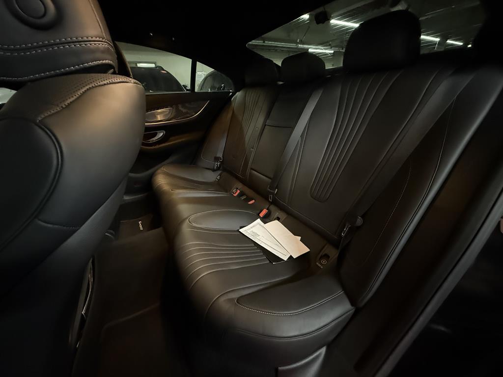 Mercedes Benz CLS Class - Vista 8