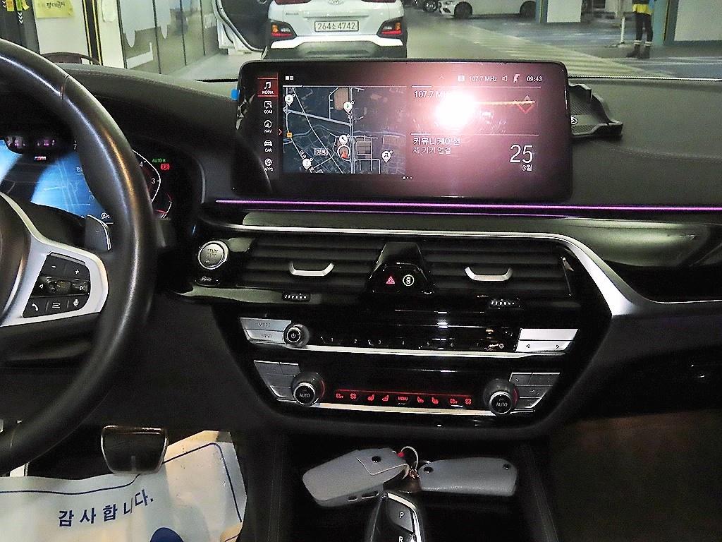 BMW 5 Series - Vista 11