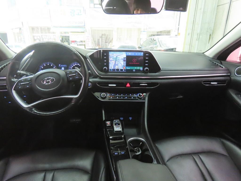 HYUNDAI Sonata - Vista 7