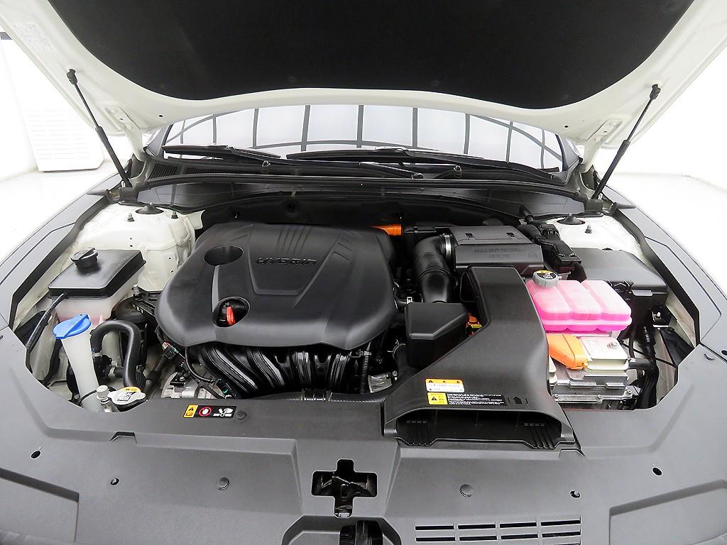 HYUNDAI Grandeur 2023 Blanco - Importación desde Corea - HF Imports Iquique - Foto 19