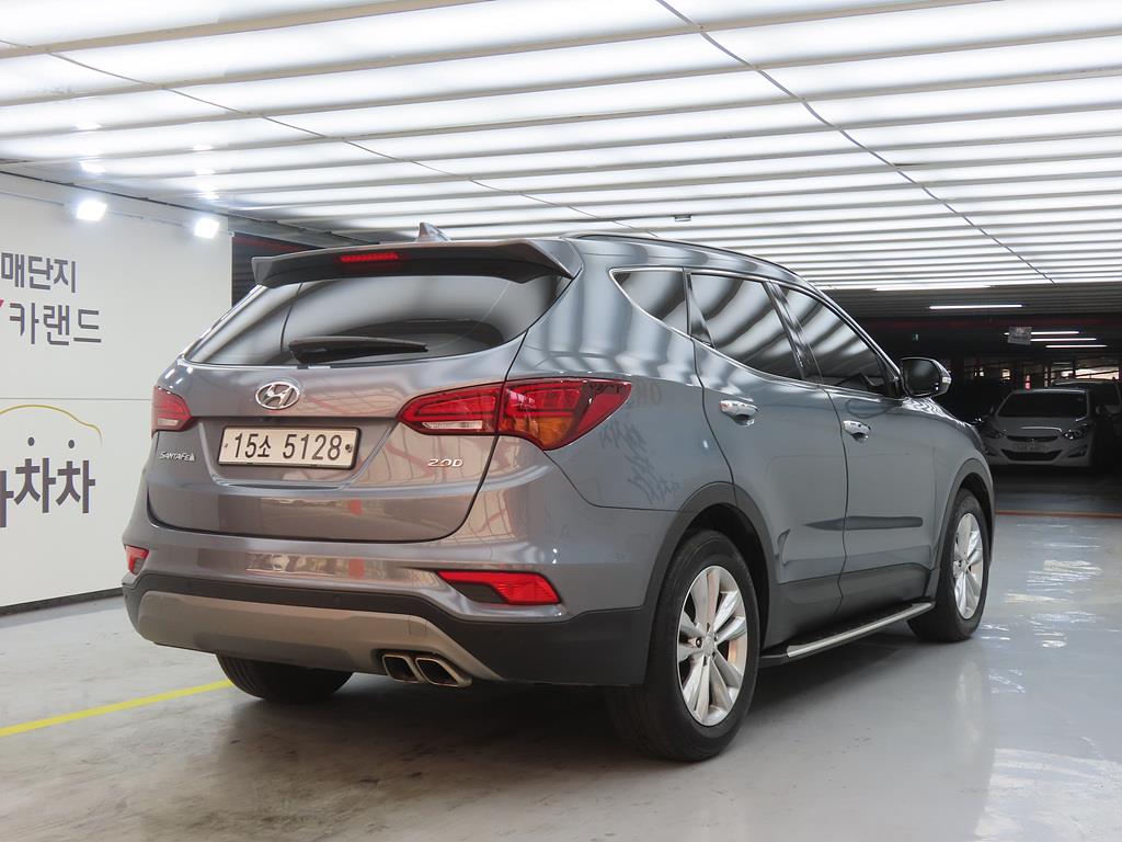 HYUNDAI Santa Fe - Vista 4