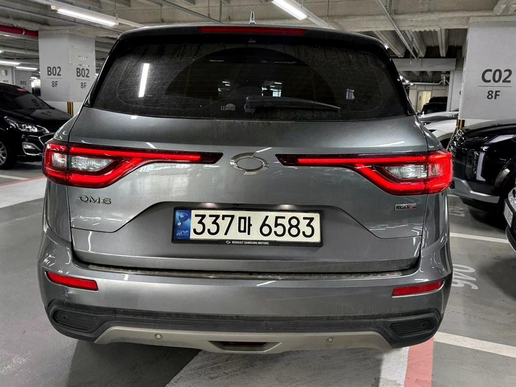 SAMSUNG QM6 - Vista 3