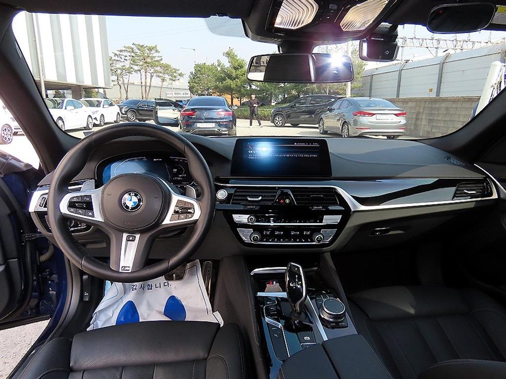 BMW 5 Series - Vista 7