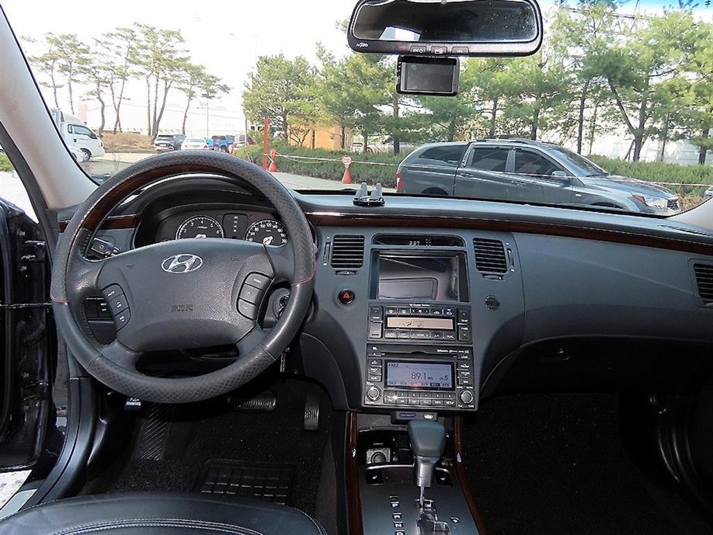 HYUNDAI Grandeur - Vista 7