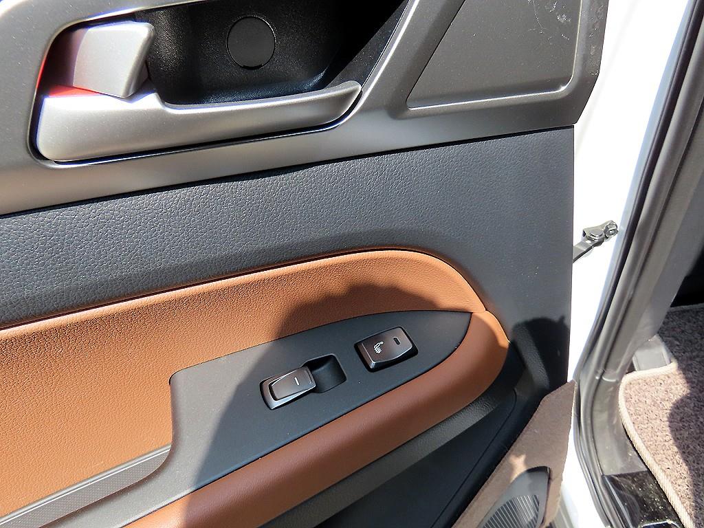 Ssangyong Rexton 2019 Blanco - Importación desde Corea - HF Imports Iquique - Foto 14