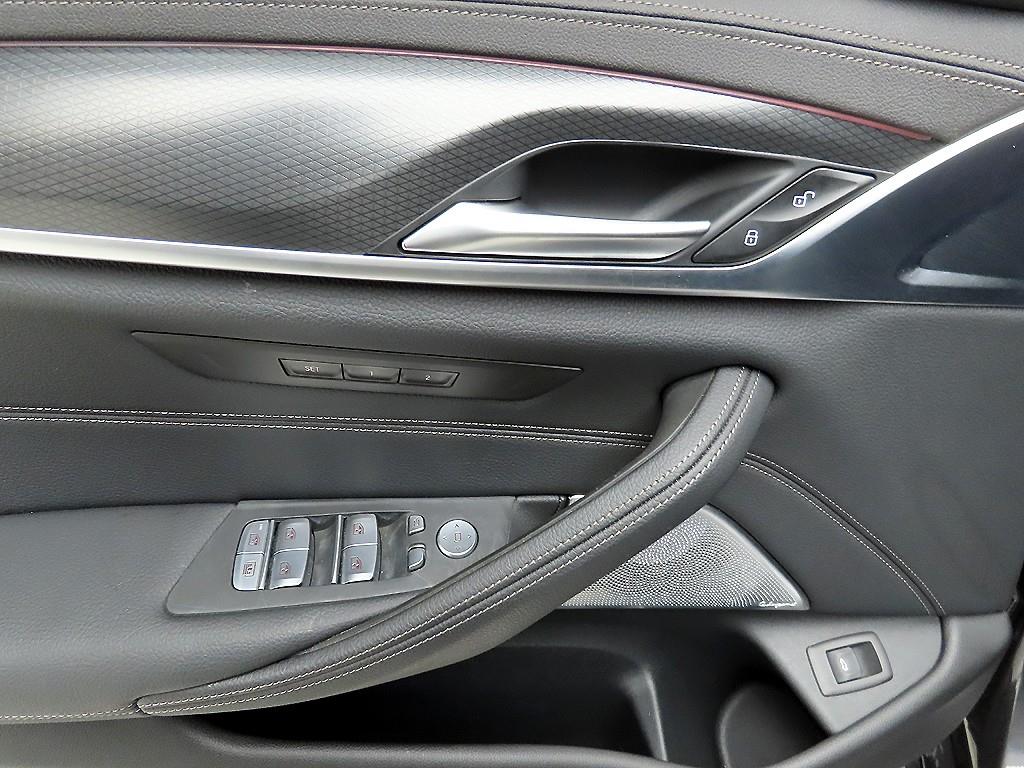 BMW 5 Series - Vista 11