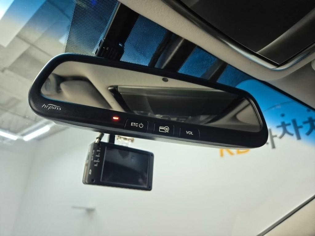 HYUNDAI Grandeur 2011 Negro - Importación desde Corea - HF Imports Iquique - Foto 16