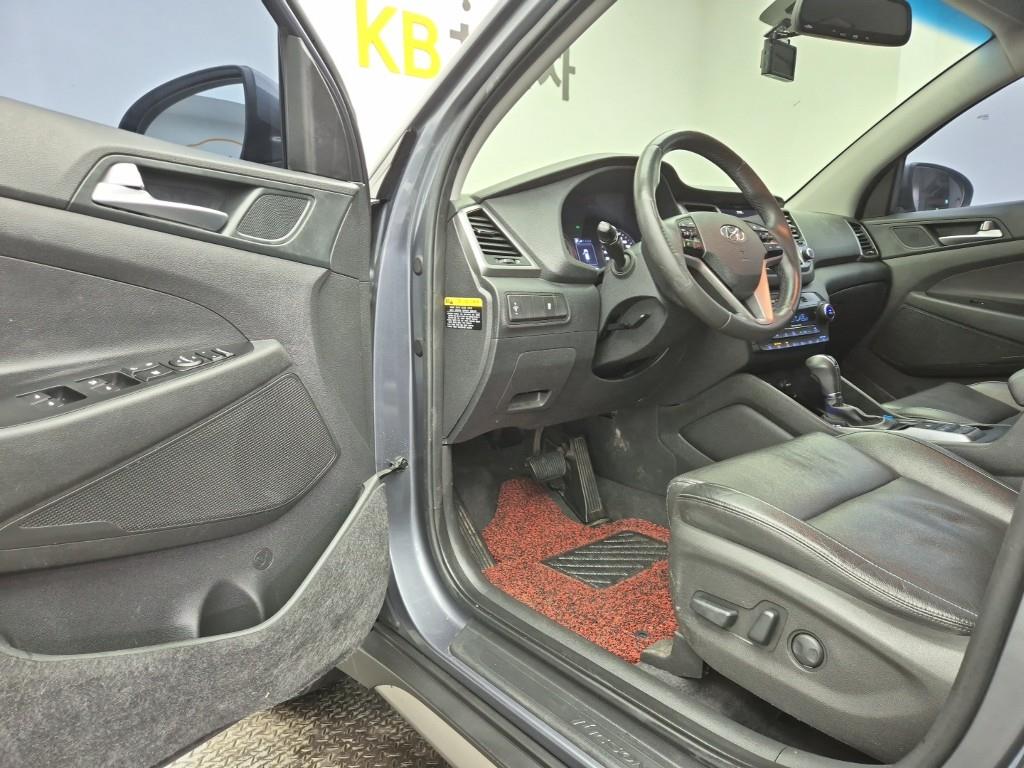 HYUNDAI Tucson 2017 Gris - Importación desde Corea - HF Imports Iquique - Foto 19