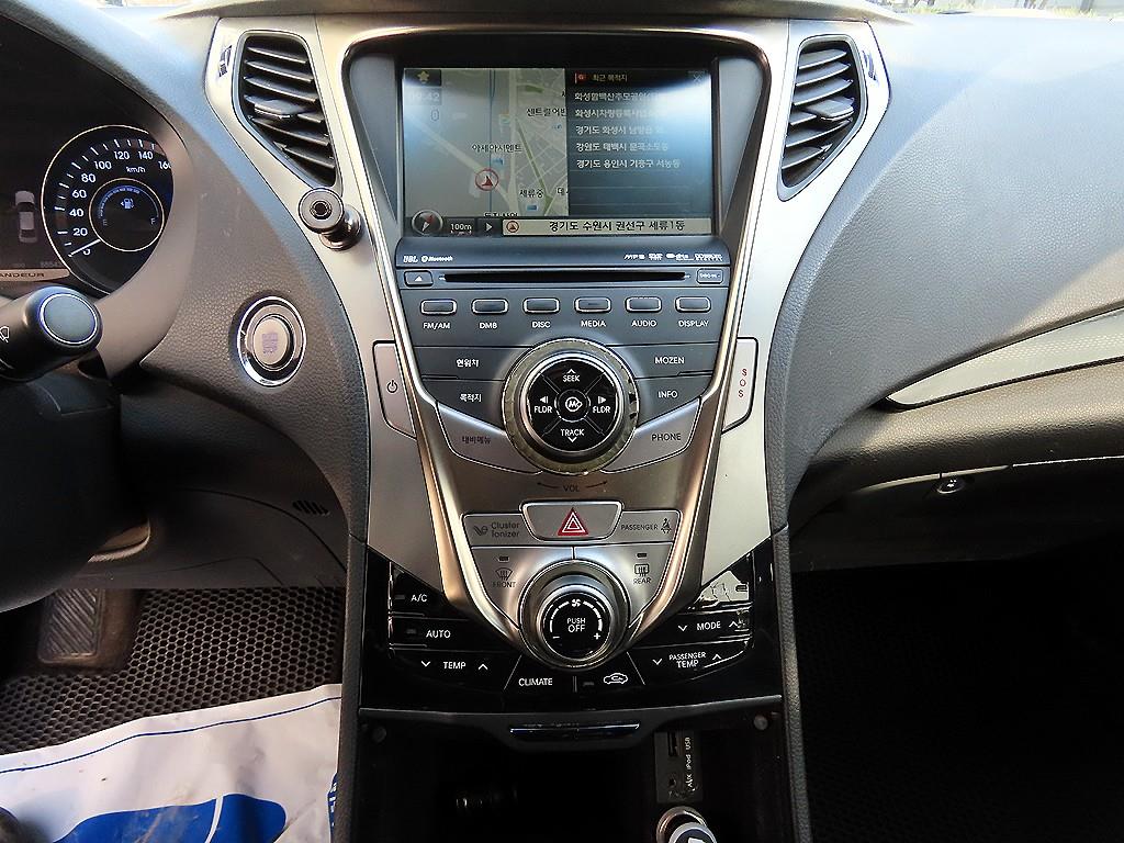 HYUNDAI Grandeur 2011 Negro - Importación desde Corea - HF Imports Iquique - Foto 13