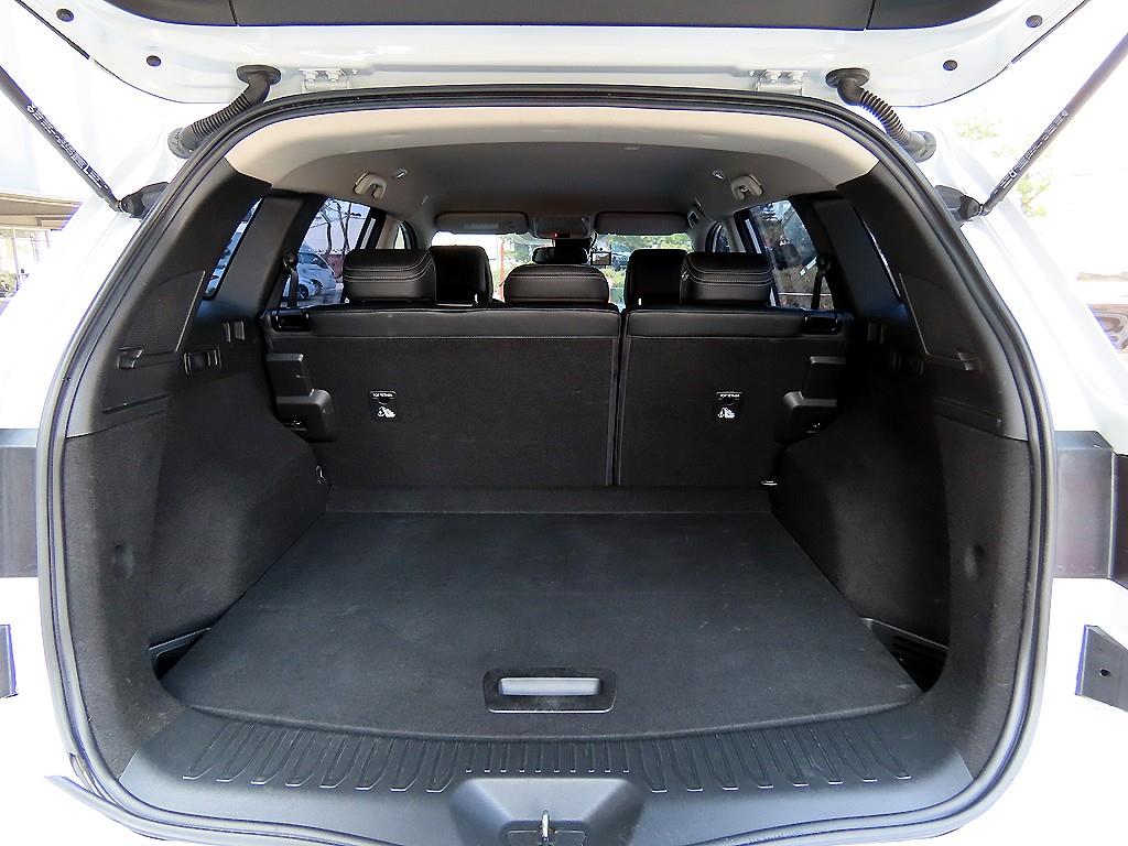 SAMSUNG QM6 2020 Blanco - Importación desde Corea - HF Imports Iquique - Foto 18