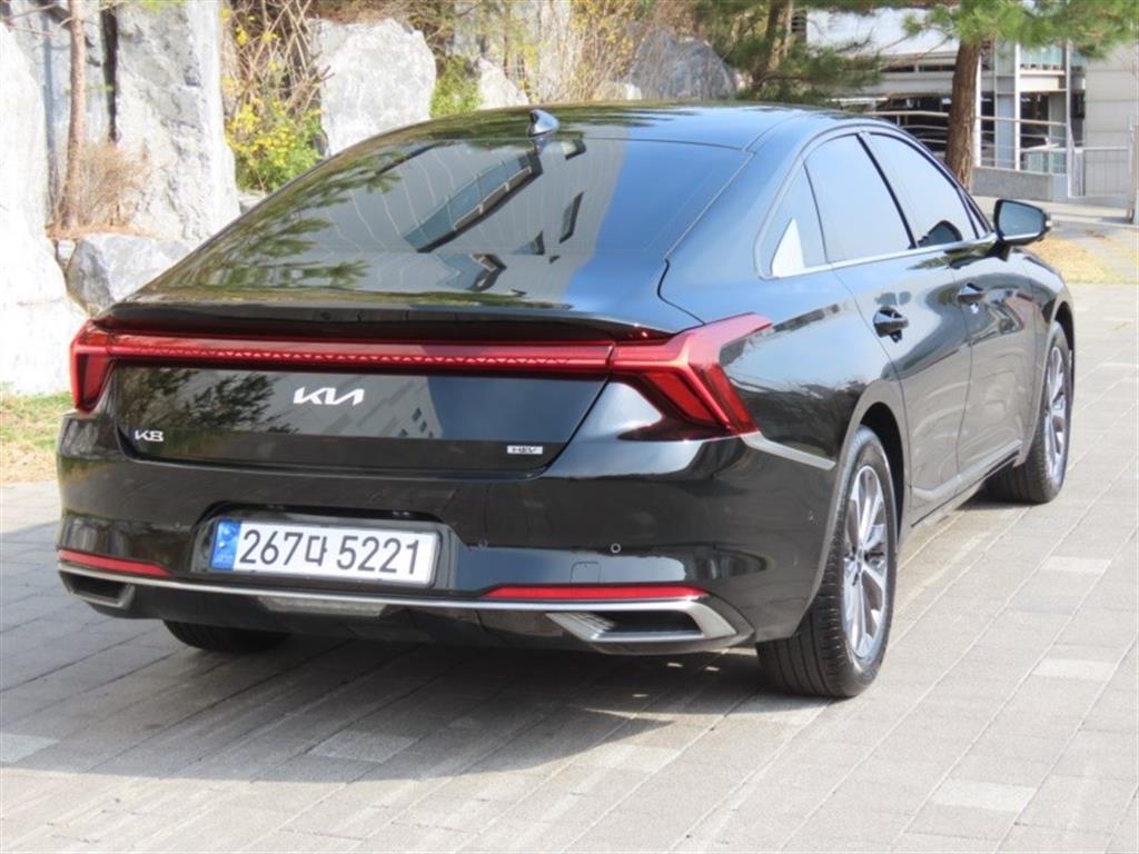 KIA K8 - Vista 5