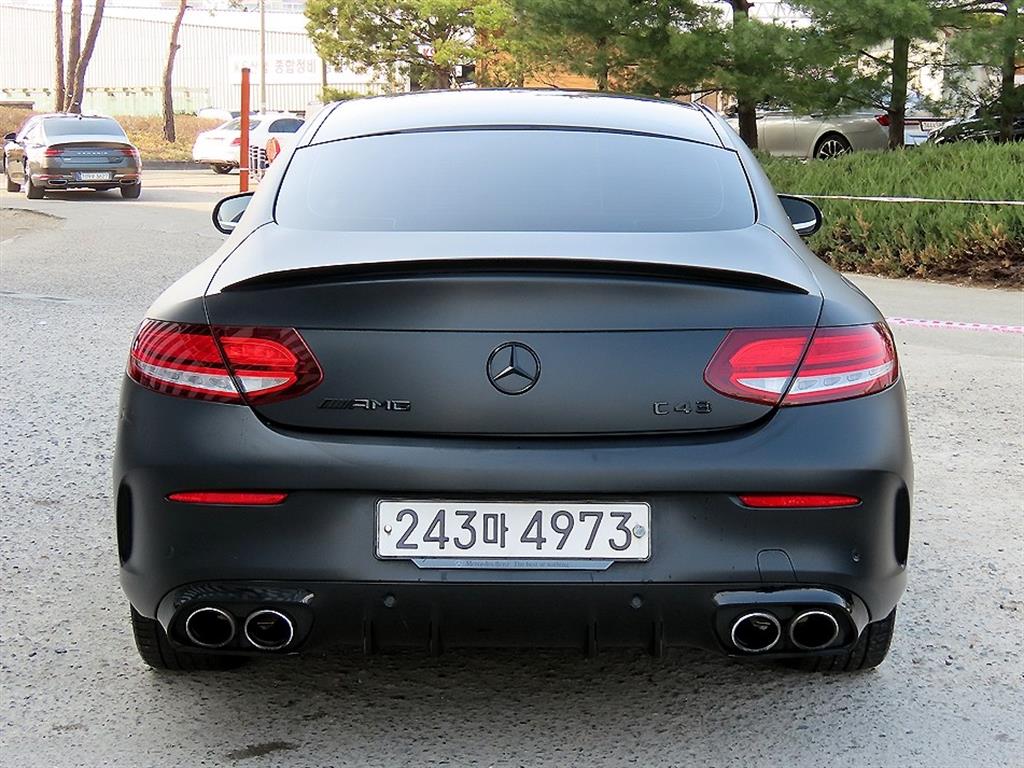 Mercedes Benz C Class - Vista 4