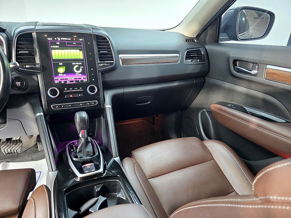 SAMSUNG QM6 - Vista 10