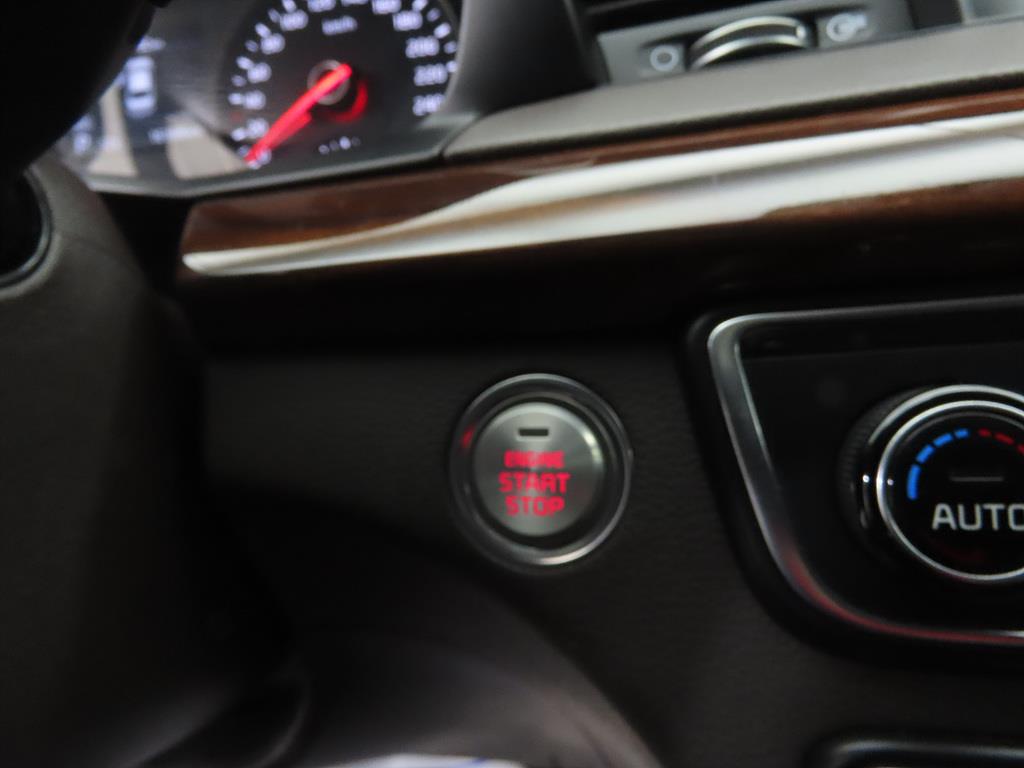KIA K7 2016 Blanco - Importación desde Corea - HF Imports Iquique - Foto 17