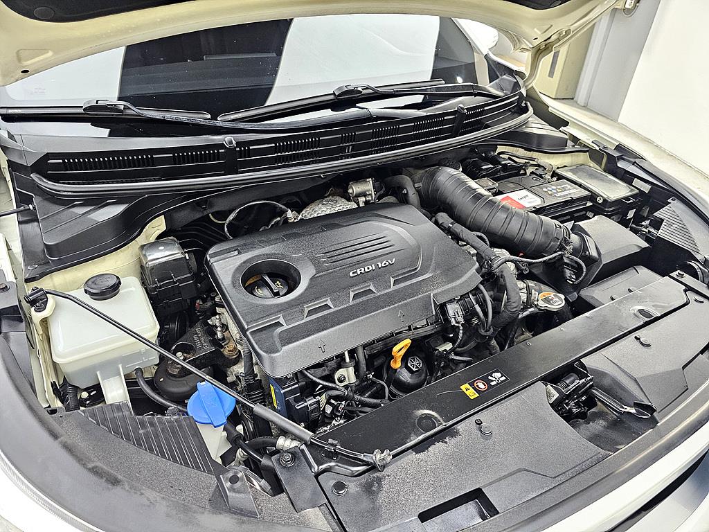 KIA Stonic 2019 Blanco - Importación desde Corea - HF Imports Iquique - Foto 1