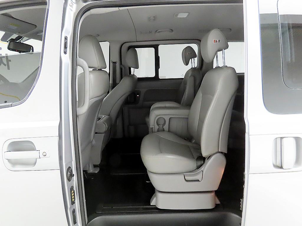 HYUNDAI Starex 2018 Gris - Importación desde Corea - HF Imports Iquique - Foto 14