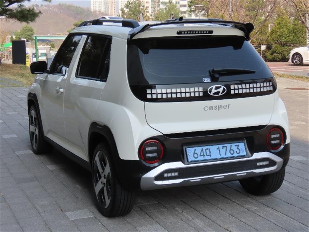 HYUNDAI Casper - Vista 7