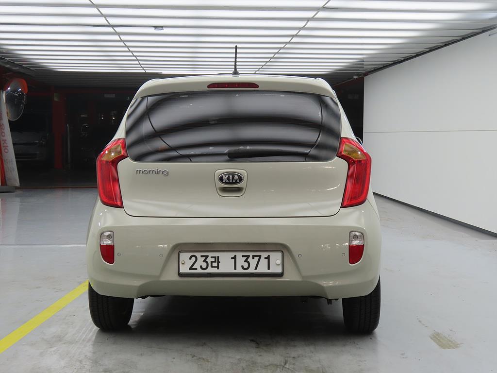 KIA Morning - Vista 3