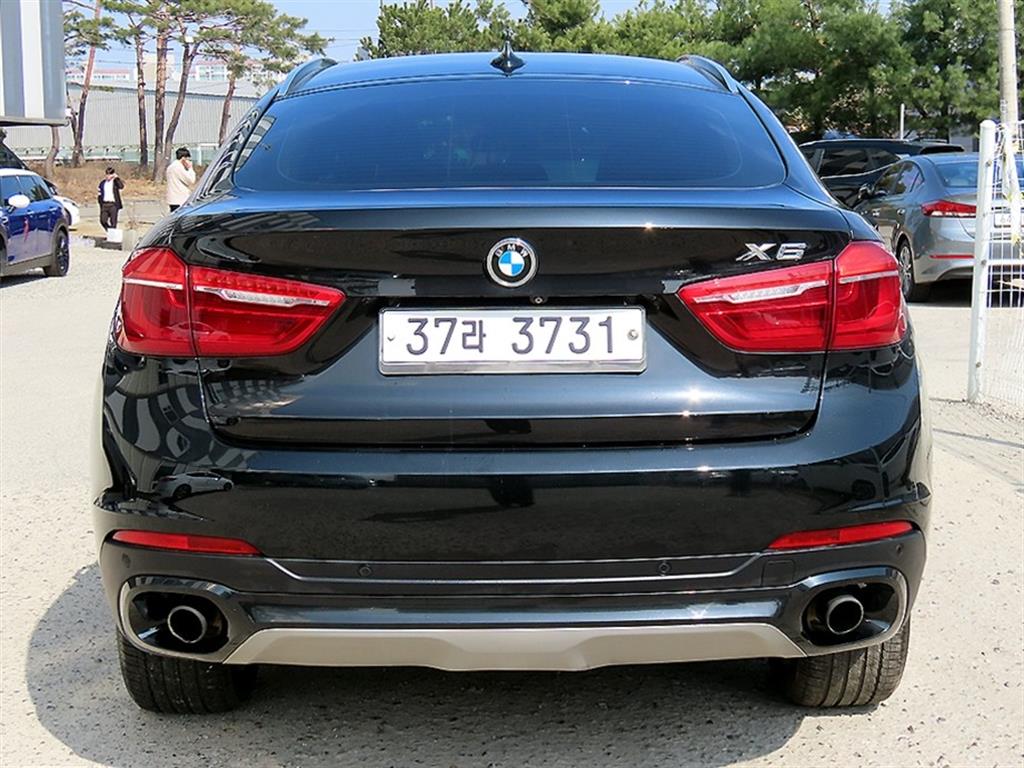 BMW X6 - Vista 4