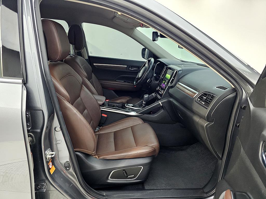 SAMSUNG QM6 - Vista 11