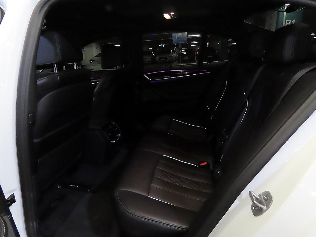 BMW 5 Series - Vista 7