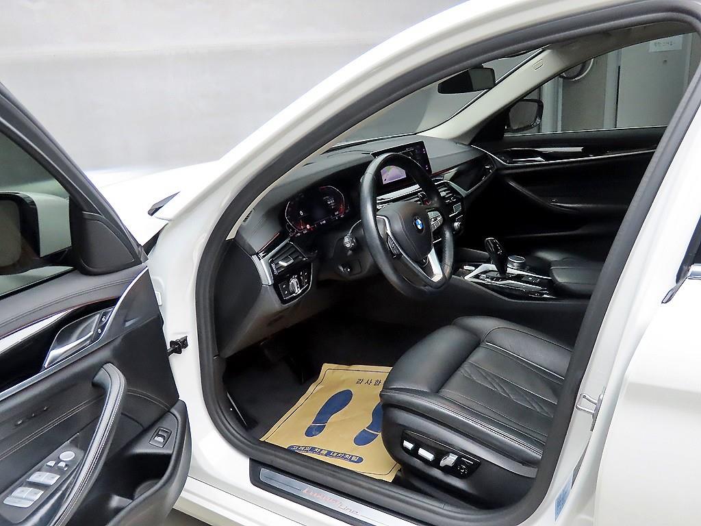 BMW 5 Series - Vista 5