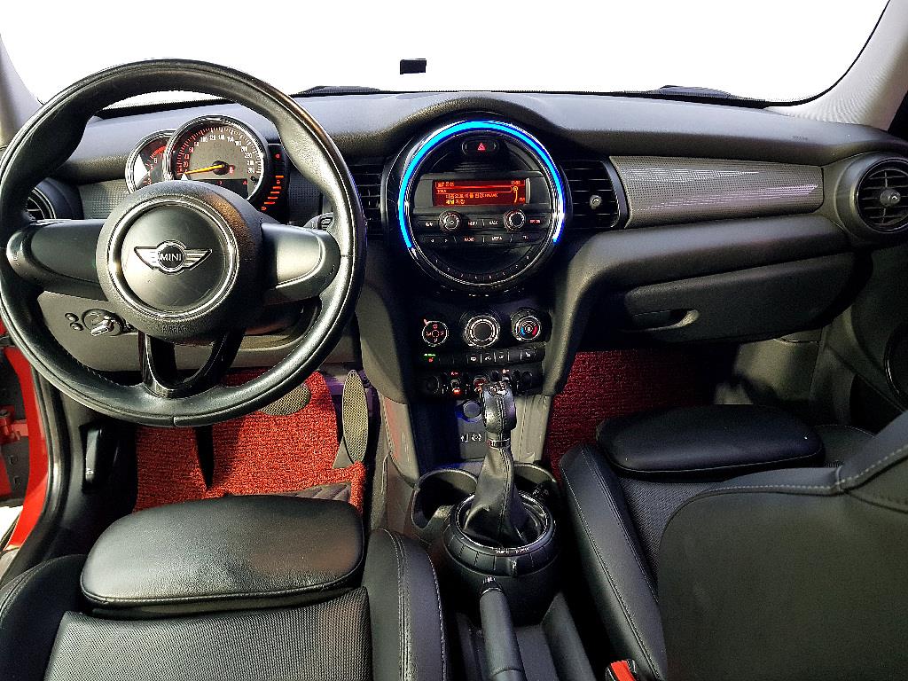 Mini Cooper - Vista 5