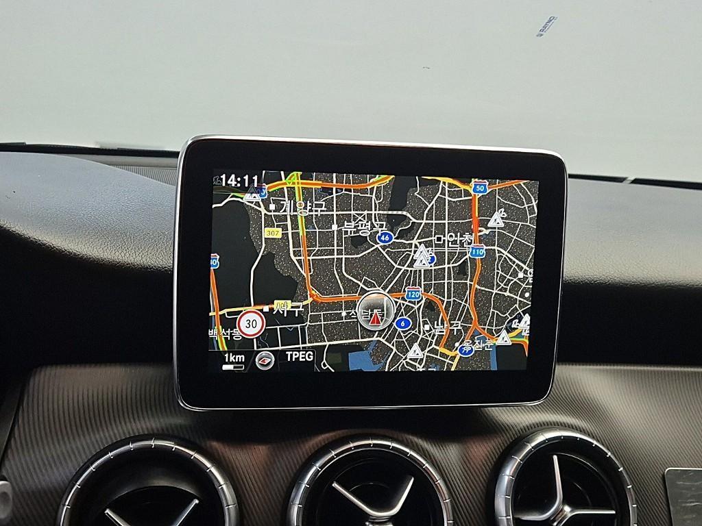 Mercedes Benz CLA Class 2015 Blanco - Importación desde Corea - HF Imports Iquique - Foto 14