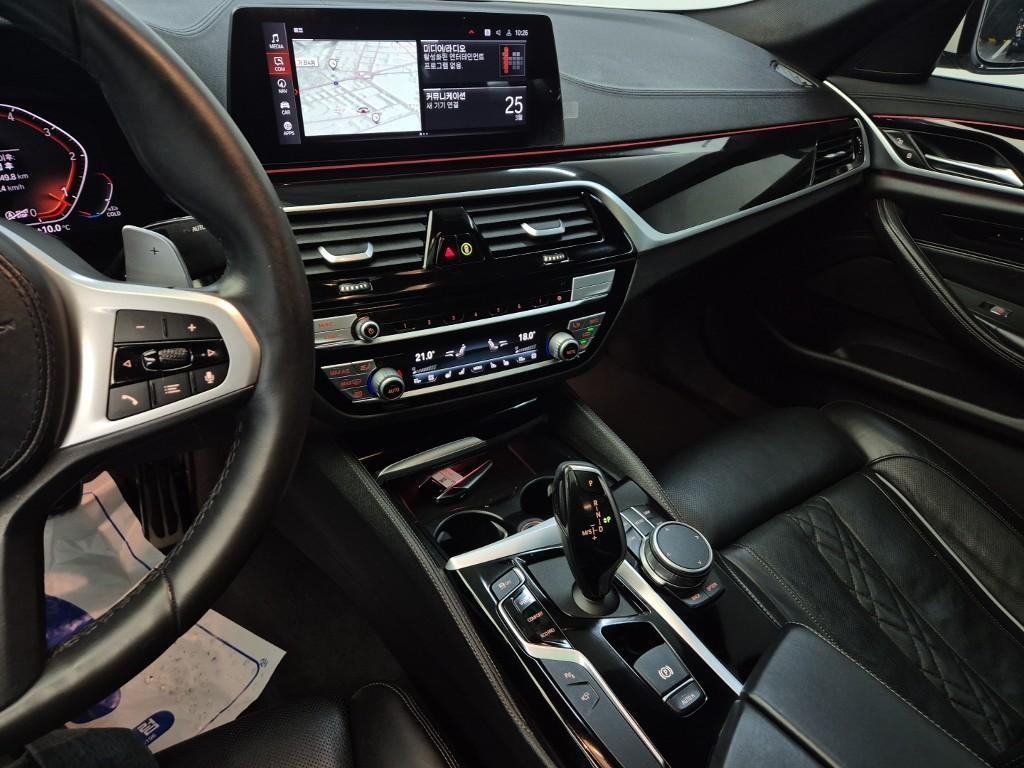 BMW 5 Series - Vista 10