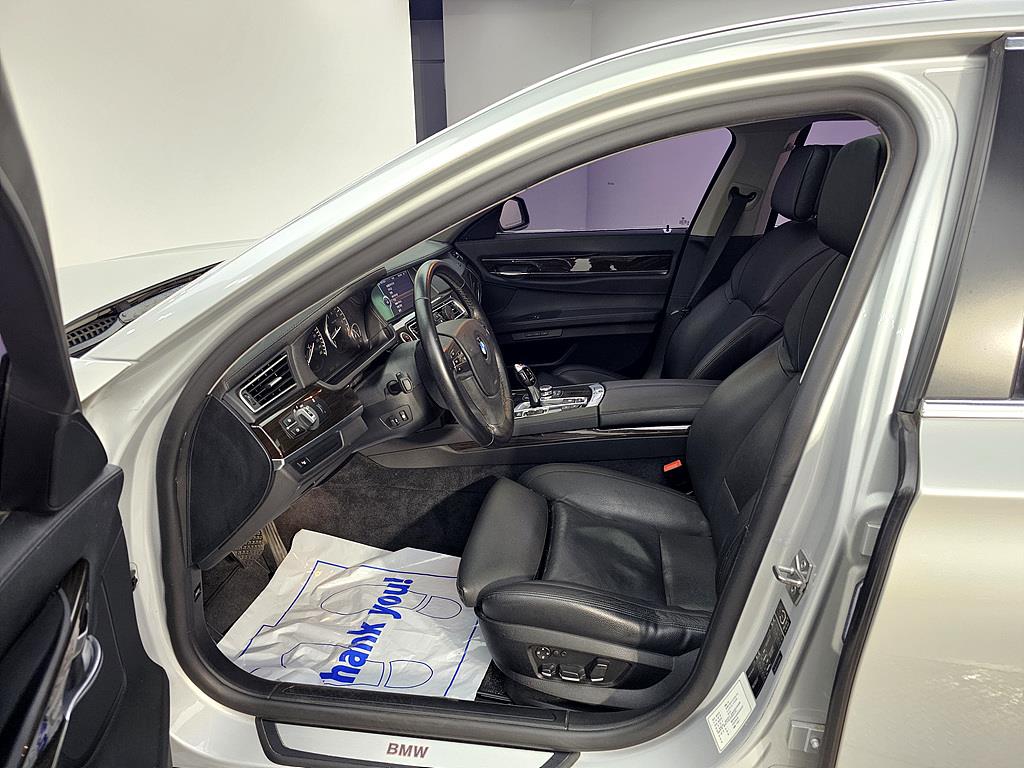 BMW 7 Series - Vista 7