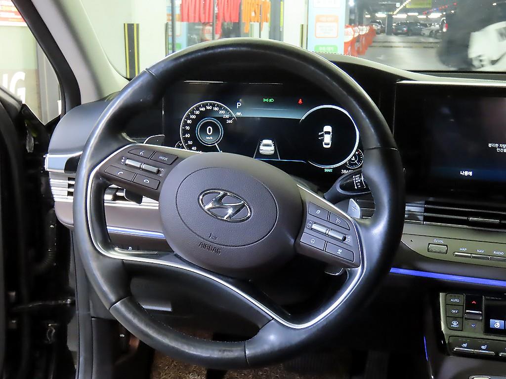 HYUNDAI Grandeur - Vista 8