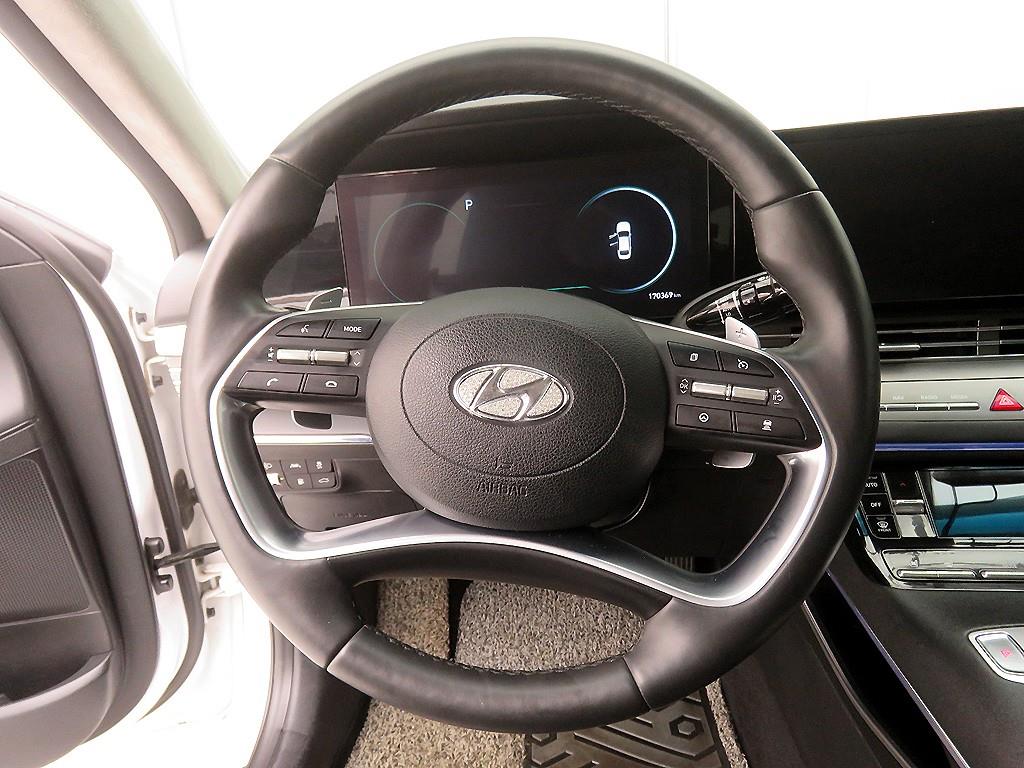 HYUNDAI Grandeur - Vista 10