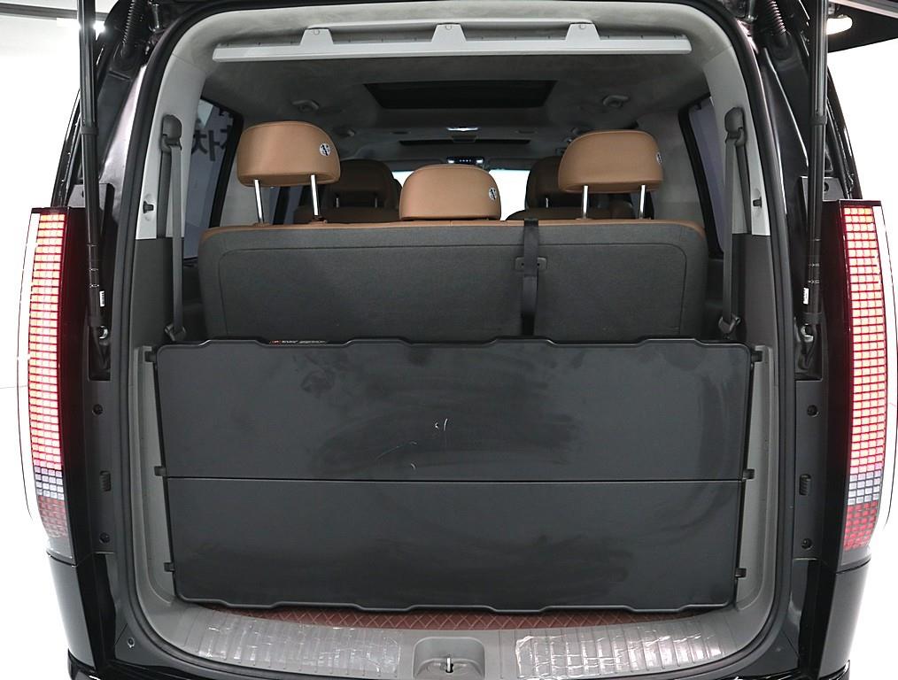 HYUNDAI Staria 2025 Negro - Importación desde Corea - HF Imports Iquique - Foto 16