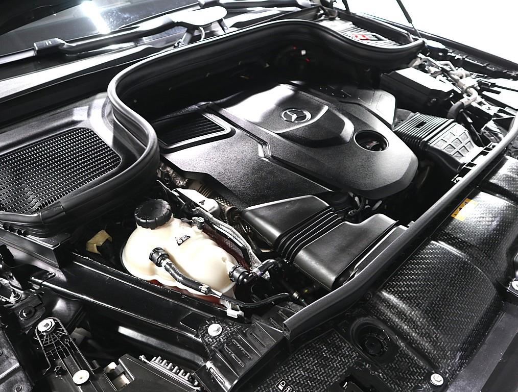 Mercedes Benz GLS Class - Vista 6