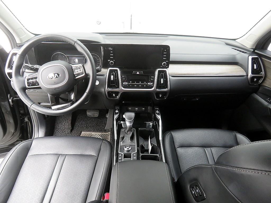 KIA Sorento - Vista 9