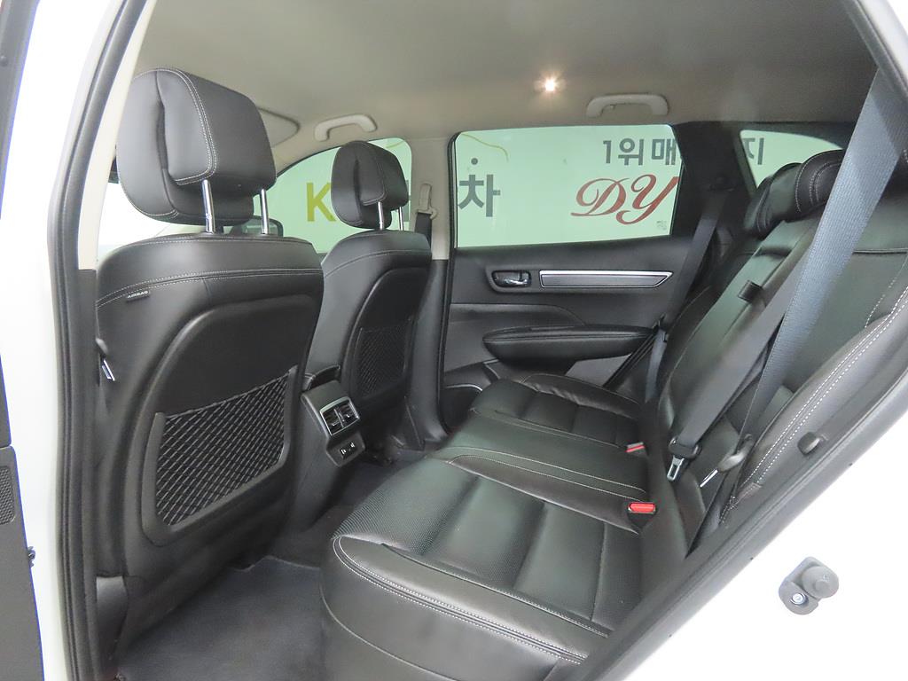 SAMSUNG QM6 - Vista 6