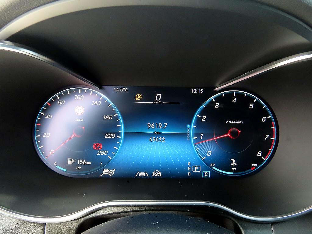 Mercedes Benz GLC Class - Vista 9