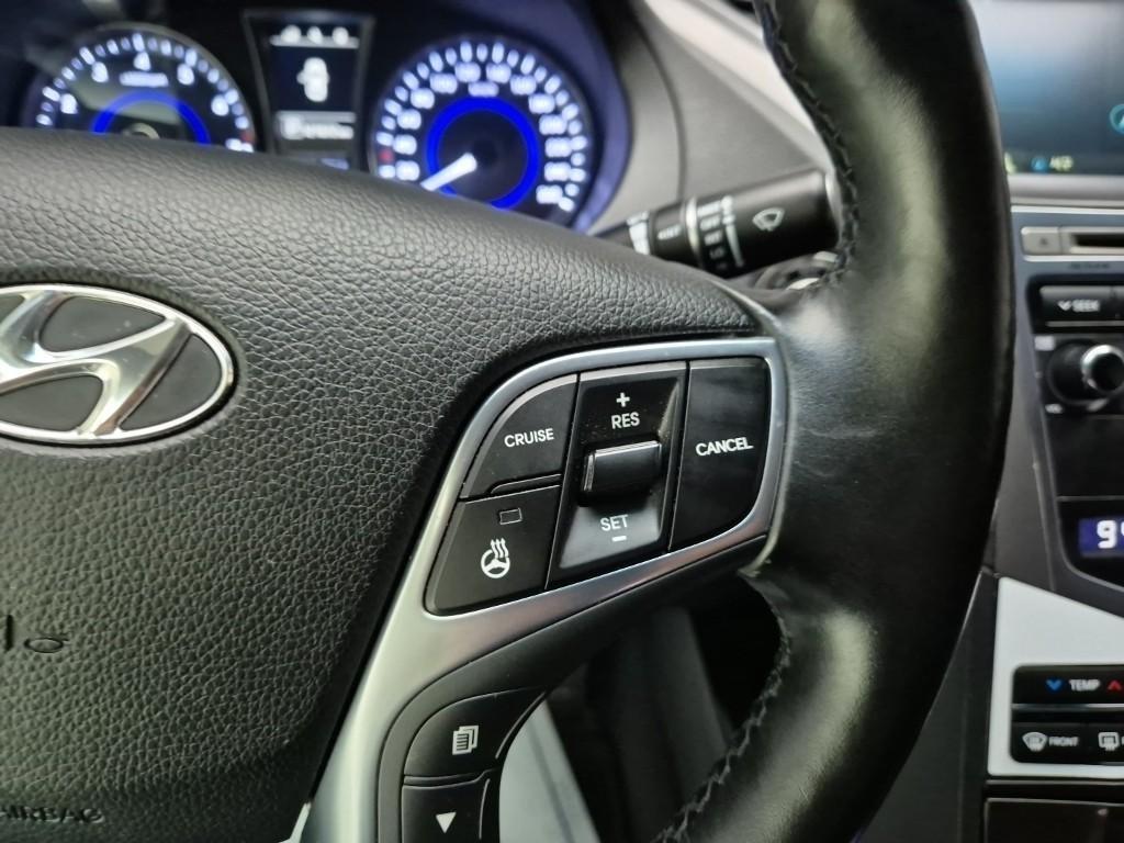 HYUNDAI Grandeur 2016 Negro - Importación desde Corea - HF Imports Iquique - Foto 13