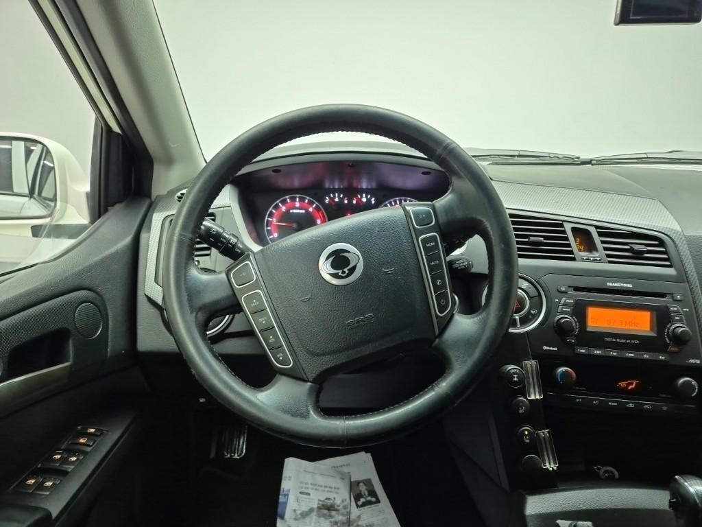 Ssangyong Korando - Vista 9