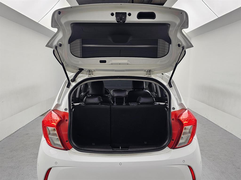 Chevrolet Spark 2018 Blanco - Importación desde Corea - HF Imports Iquique - Foto 17