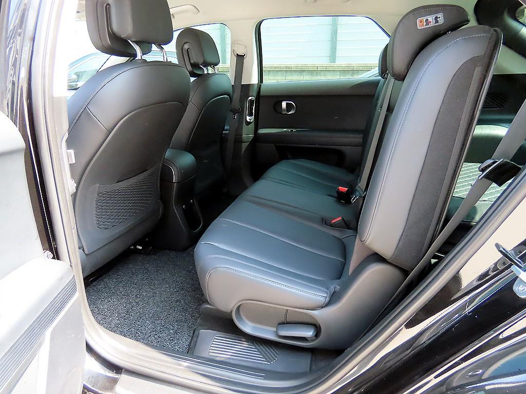 HYUNDAI Ioniq 5 - Vista 6